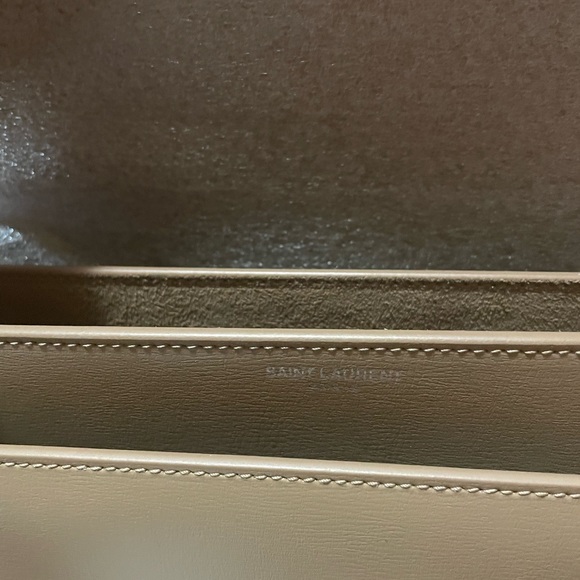 Sold - Picture 4 of 7